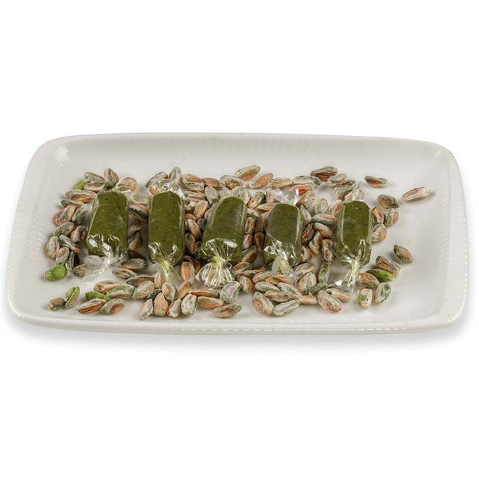 //kuryemis.myshopify.com/cdn/shop/files/antep-fistigi-ezmesi-10_684x752.jpg?v=1698131268