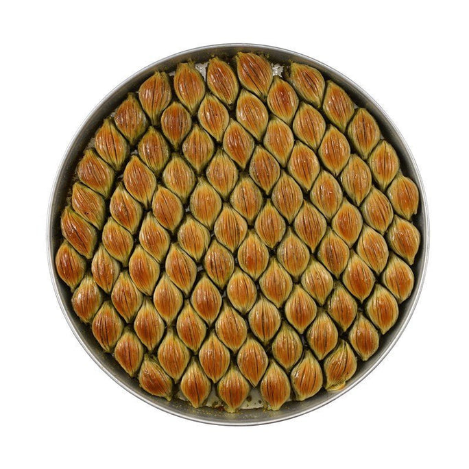 //kuryemis.myshopify.com/cdn/shop/files/antep-fistikli-midye-baklava-24_684x752.jpg?v=1698131597