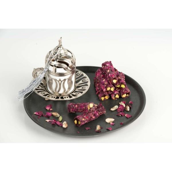 //kuryemis.myshopify.com/cdn/shop/files/fitil-fistikli-gul-yaprakli-lokum-474_684x752.jpg?v=1699271307